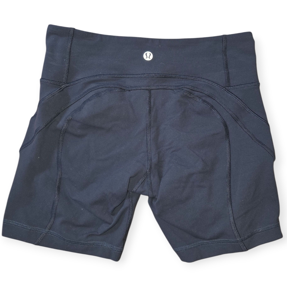 ☆Lululemon Athletica Gray Biker Shorts☆ - Picture 2 of 2
